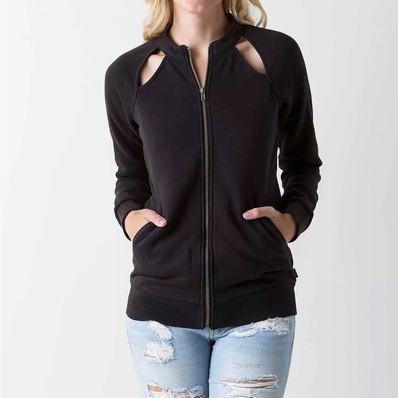 RVCA Jackets & Blazers - RVCA Black Fleece-Lined Jacket
